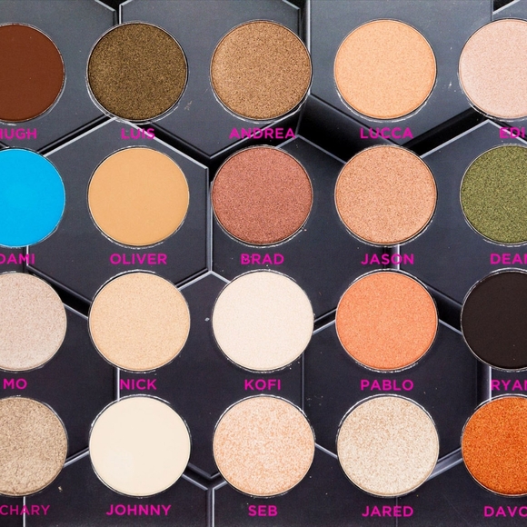 Barbarella Eyeshadow Palette - Picture 2 of 4